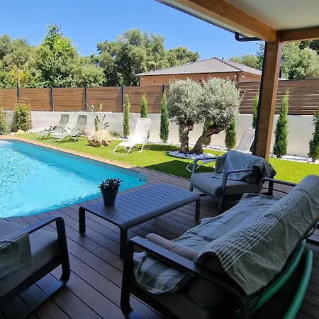 Hébergement de vacances Avec Piscine En Plein Coeur De La Casinca Folelli